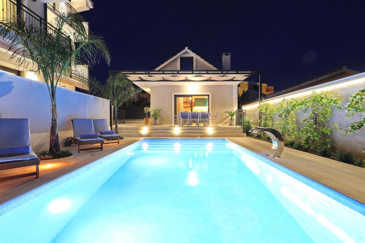 Manda Luxury