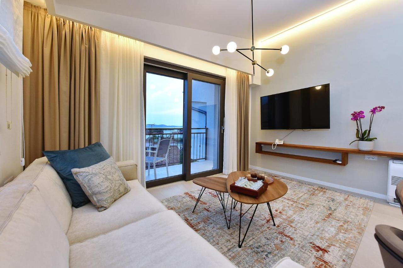 Manda Luxury